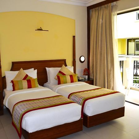 Sea Breeze Max Resort & Spa Madgaon Bagian luar foto