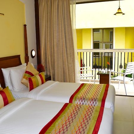 Sea Breeze Max Resort & Spa Madgaon Bagian luar foto