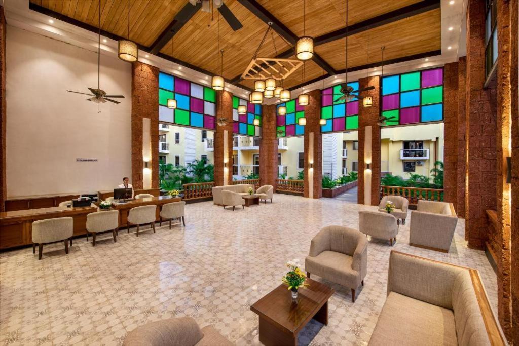 Sea Breeze Max Resort & Spa Madgaon Bagian luar foto