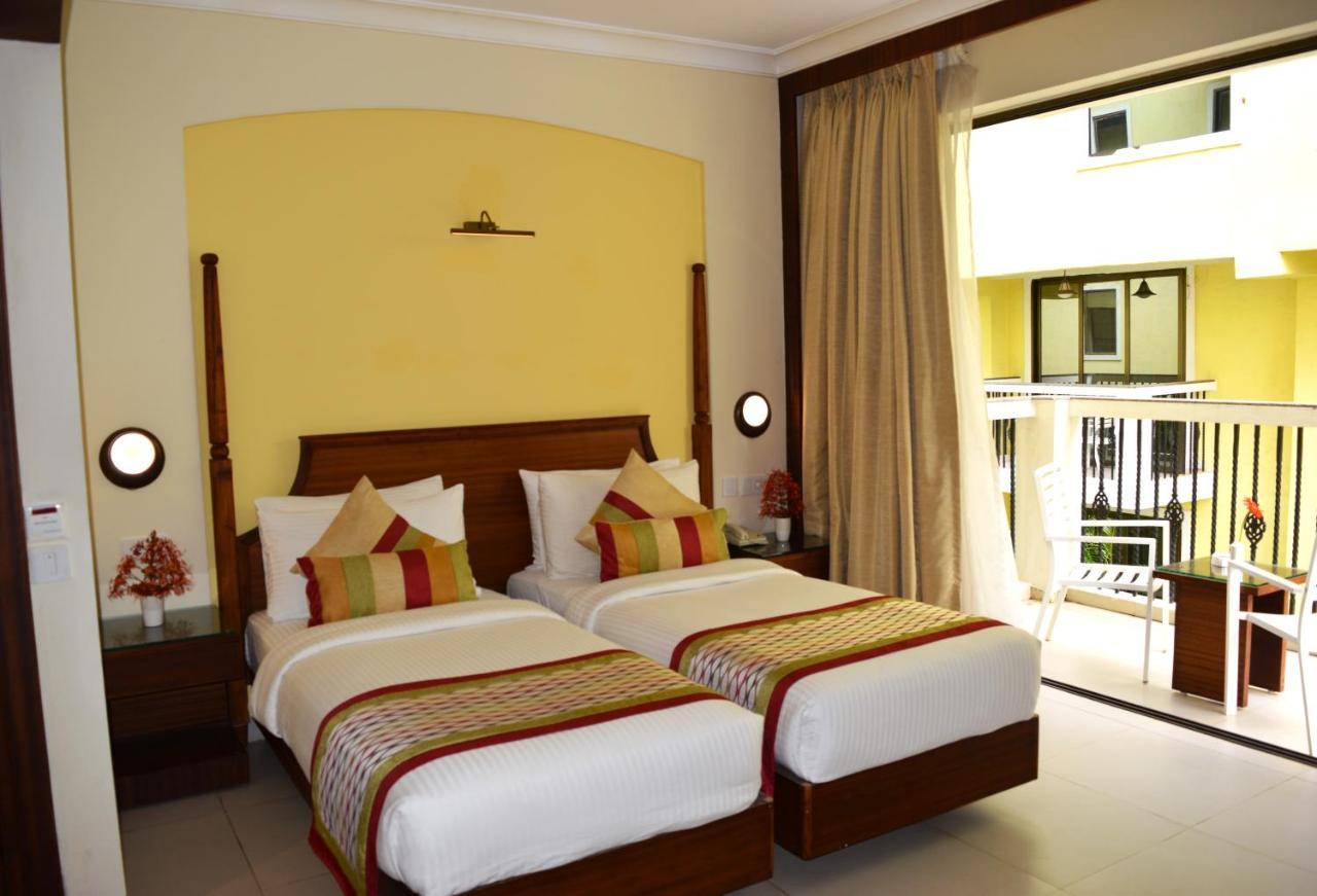 Sea Breeze Max Resort & Spa Madgaon Bagian luar foto