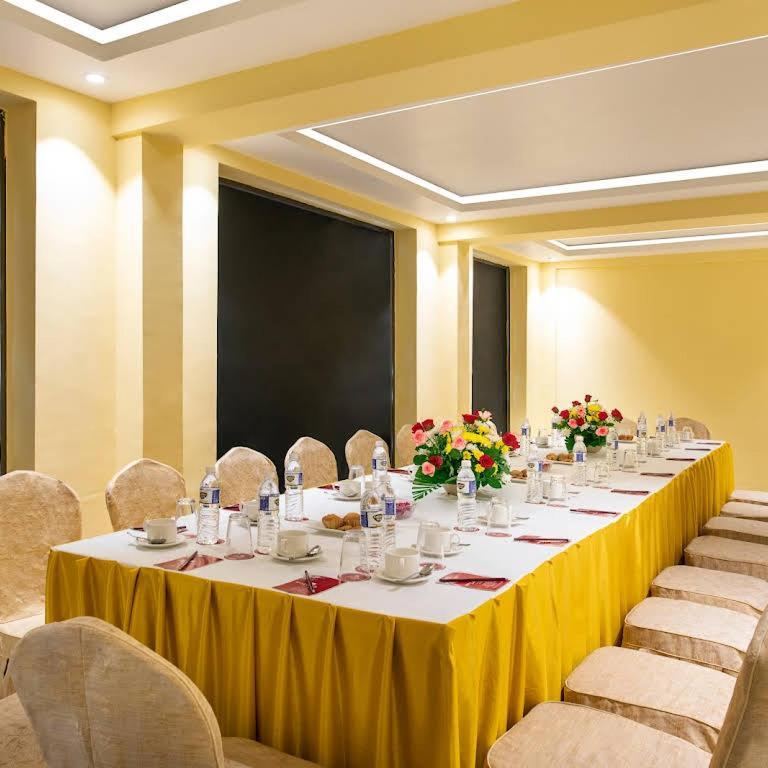 Sea Breeze Max Resort & Spa Madgaon Bagian luar foto
