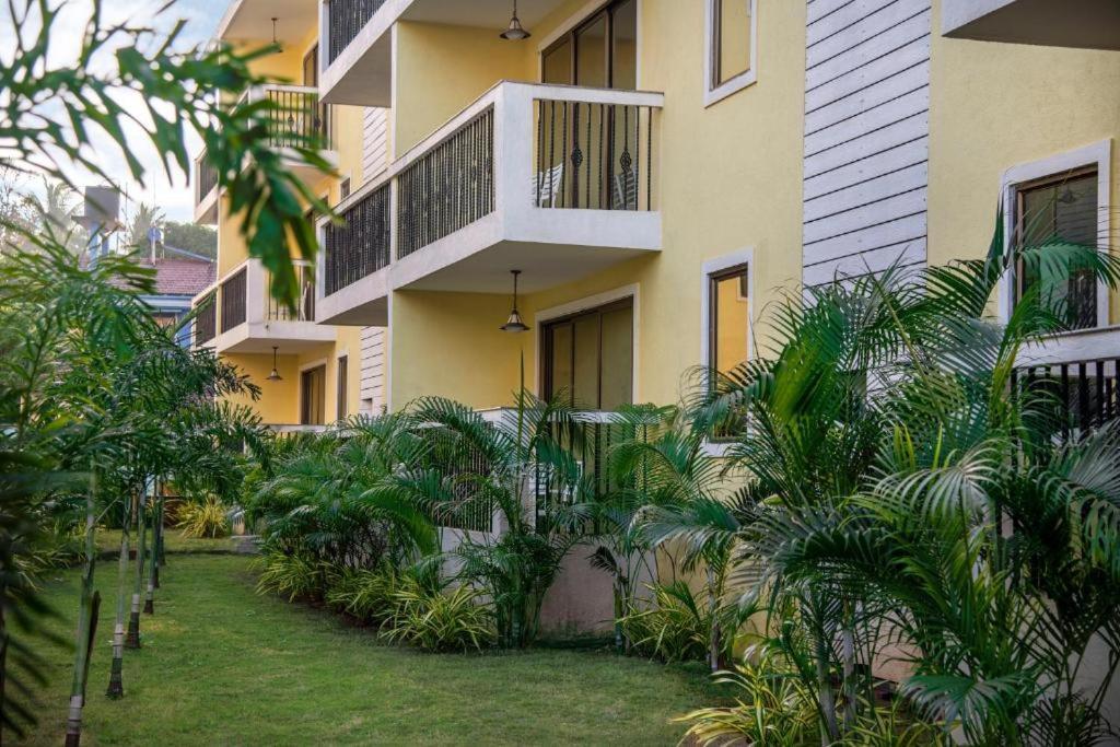 Sea Breeze Max Resort & Spa Madgaon Bagian luar foto