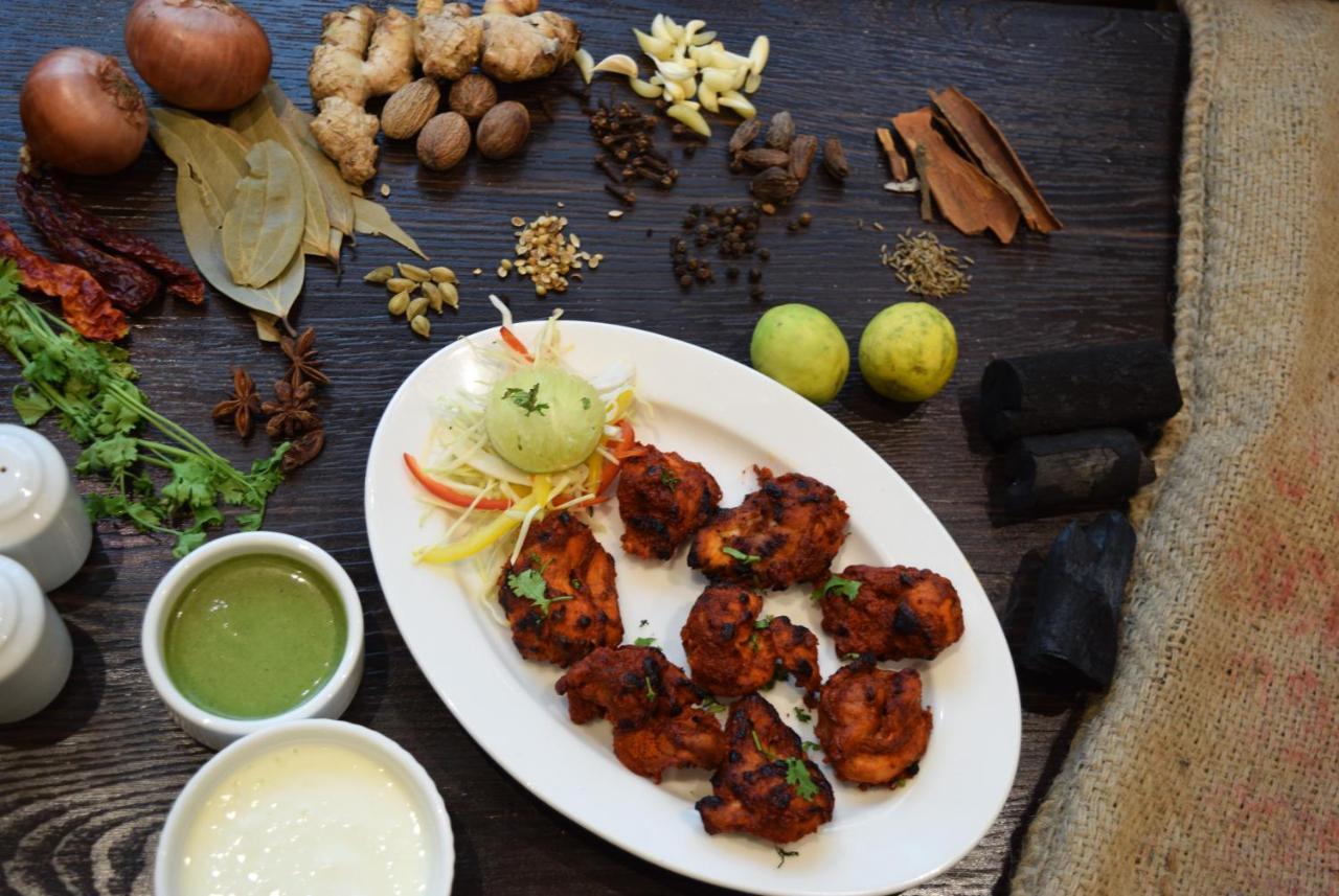 Sea Breeze Max Resort & Spa Madgaon Bagian luar foto